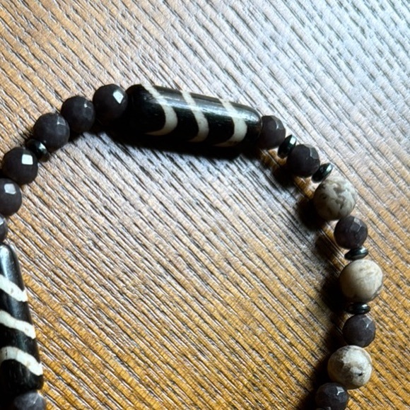 Handmade Beaded Bracelet - Black and White - Warrior - Picture 4 of 8